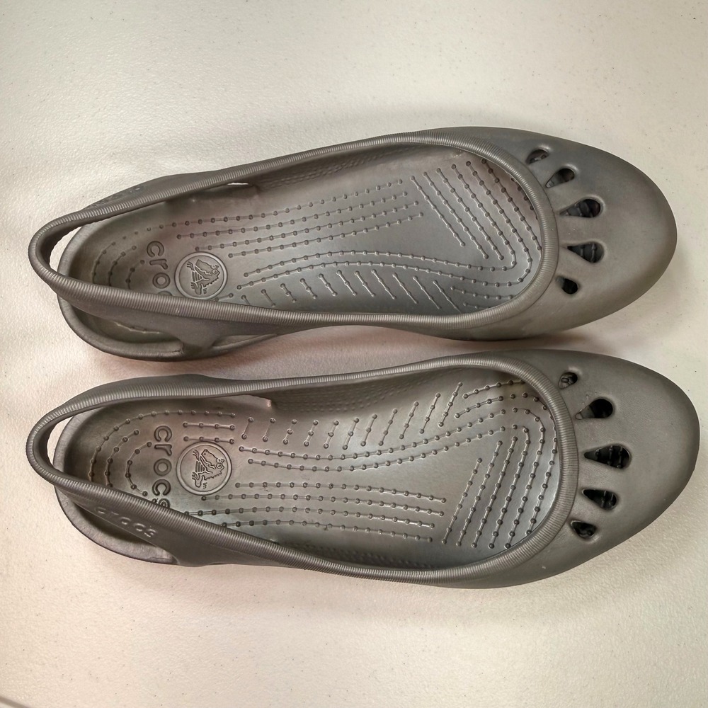 Crocs Kadee Slingback Flats Metallic Silver Comfort Comfort Water Shoes Size 11 - Picture 8 of 10